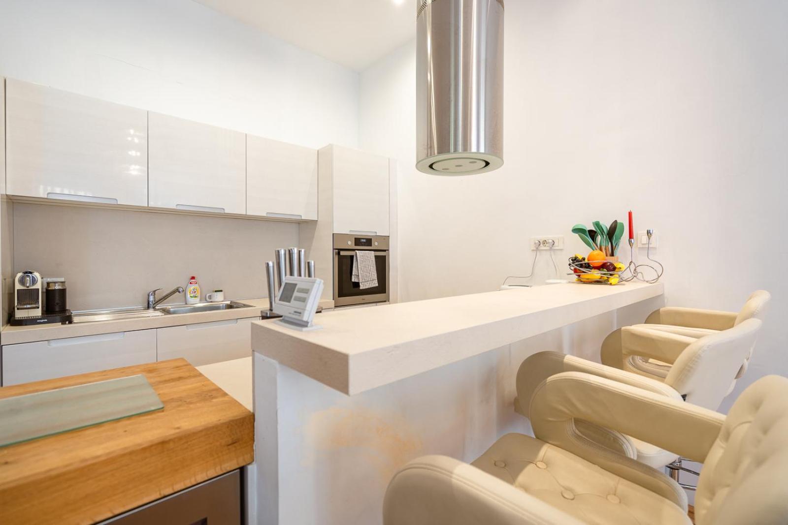 Garys Bright And Spacious Two Bedroom Flat Near Danube Budapest Exterior photo